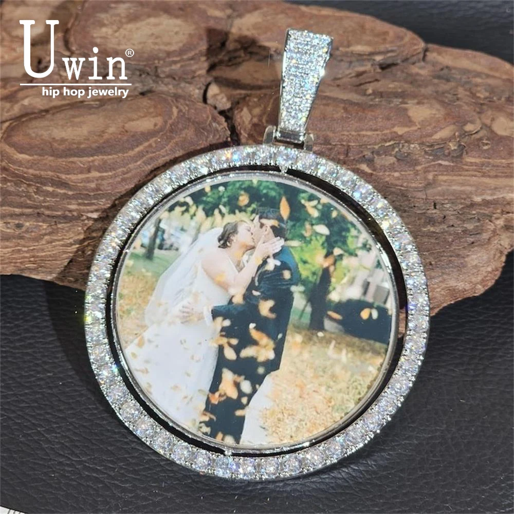 Uwin большой круглый вращающийся на заказ большой кулон с фотографией памяти DIY два фото медальоны ожерелье хип-хоп ювелирные изделия для семейного подарка 
Uwin большой круглый вращающийся на заказ большой кулон с фотографией памяти DIY два фото медальоны ожерелье хип-хоп ювелирные изделия для семейного подарка