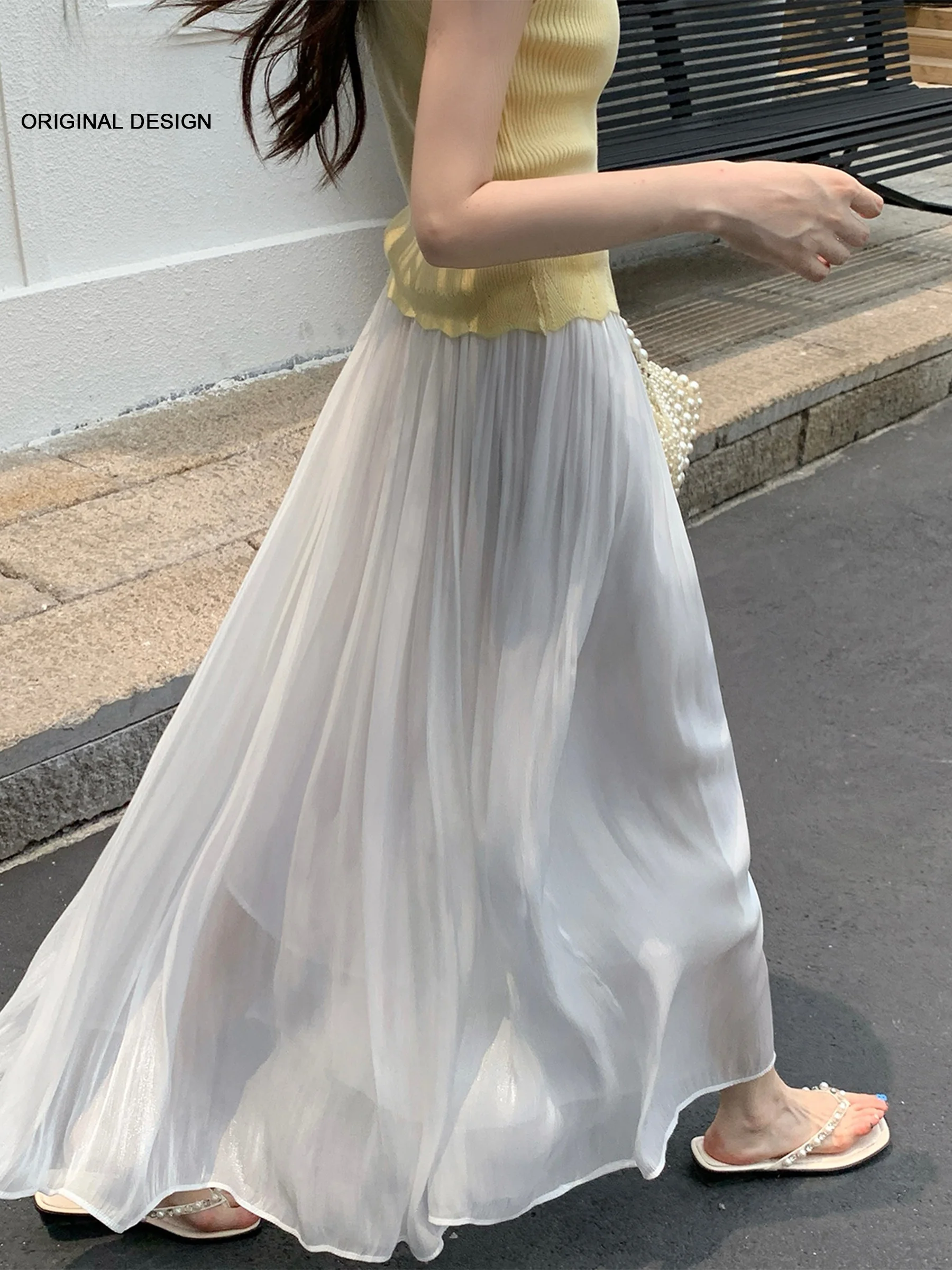 Glimmering Tulle Fairy Tale Style Pleated Half Skirt Women's High Waist Slim A-Line Drifting Long Skirt Summer New Arrival
Glimmering Tulle Fairy Tale Style Pleated Half Skirt Women's High Waist Slim A-Line Drifting Long Skirt Summer New Arrival