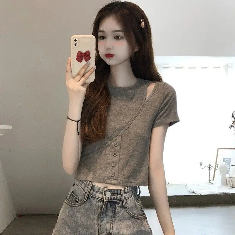 2025 New Summer Irregular Short-sleeved T-shirt for Women with Hollow Design Niche High Waist Short Navel Top Trendy
2025 New Summer Irregular Short-sleeved T-shirt for Women with Hollow Design Niche High Waist Short Navel Top Trendy