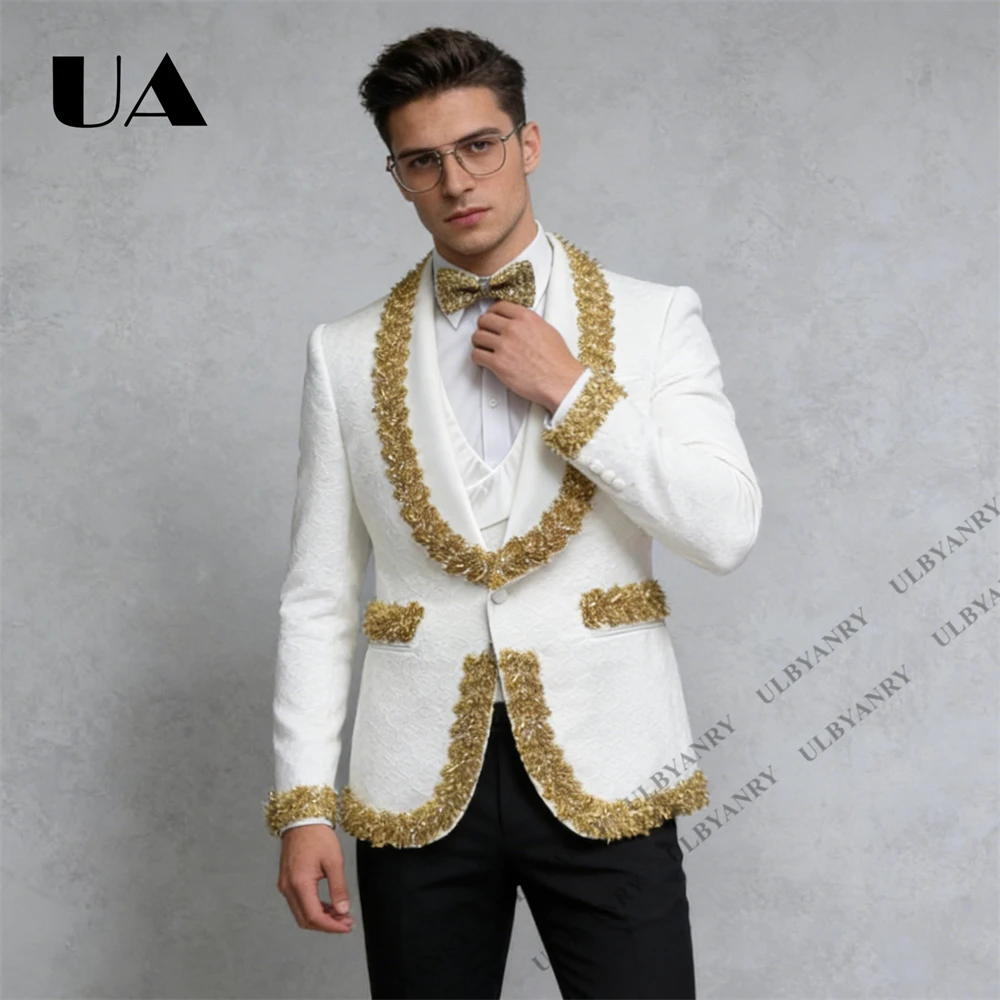 Элитный мужской костюм для торжественных мероприятий, комплект из трех предметов: брюки-смокинг, пиджак с шалевым воротником и золотыми кристаллами, на одной пуговице, для свадьбы и жениха
Элитный мужской костюм для торжественных мероприятий, комплект из трех предметов: брюки-смокинг, пиджак с шалевым воротником и золотыми кристаллами, на одной пуговице, для свадьбы и жениха