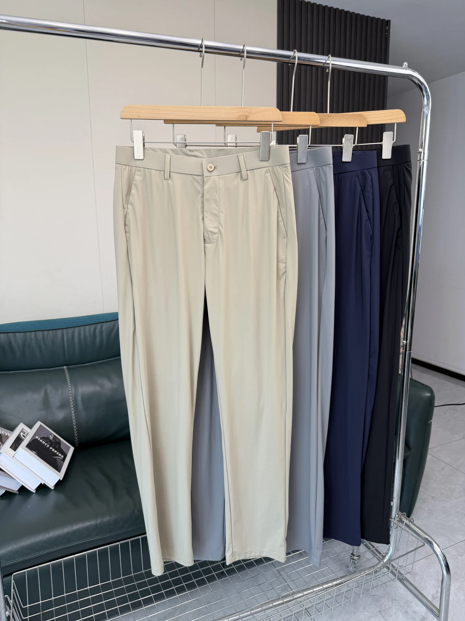 Business Casual Men's Straight Leg Pants Summer Cool Feeling Comfortable to Wear Waterproof Dirt Resistant High Elasticity
Business Casual Men's Straight Leg Pants Summer Cool Feeling Comfortable to Wear Waterproof Dirt Resistant High Elasticity