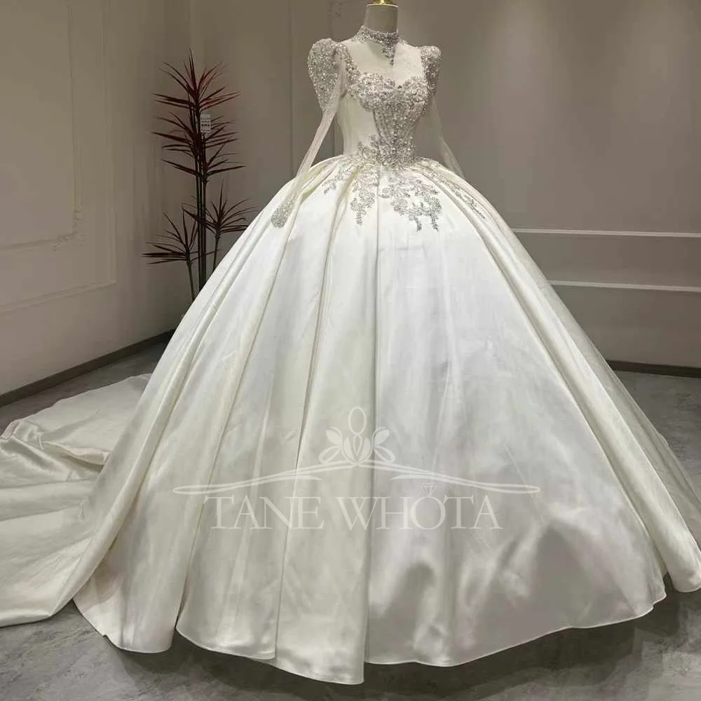 Customizable Bride Wedding Dress Sweetheart Long Sleeve Ball Gown With Beading Sequined Crystal Detail
Customizable Bride Wedding Dress Sweetheart Long Sleeve Ball Gown With Beading Sequined Crystal Detail