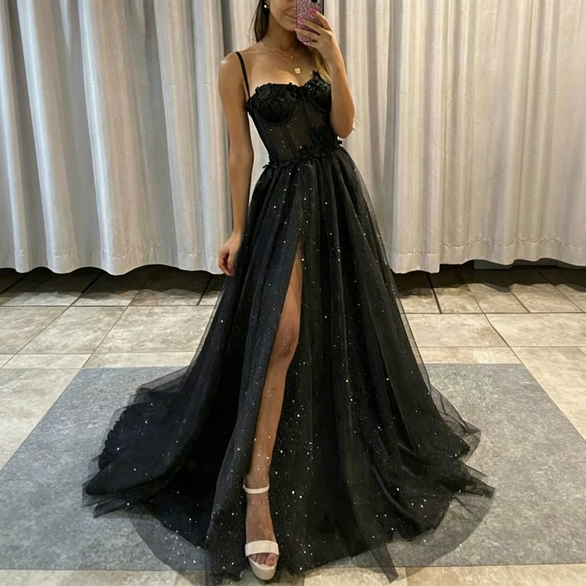 Exquisite Cocktail Prom Dresses Full A Line Skirt Sweetheart Spaghetti Straps Sweep Train Tulle Glitter With Appliqued
Exquisite Cocktail Prom Dresses Full A Line Skirt Sweetheart Spaghetti Straps Sweep Train Tulle Glitter With Appliqued