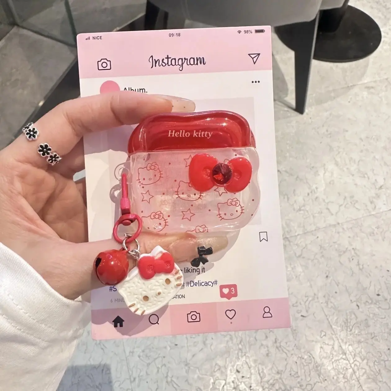 Ins Anime Hello Kitty Celll Phone Accessory Cute Kt Cat for Airpodspro2 Apple Wireless Bluetooth Headphone Shell AirPods2 Case
Ins Anime Hello Kitty Celll Phone Accessory Cute Kt Cat for Airpodspro2 Apple Wireless Bluetooth Headphone Shell AirPods2 Case