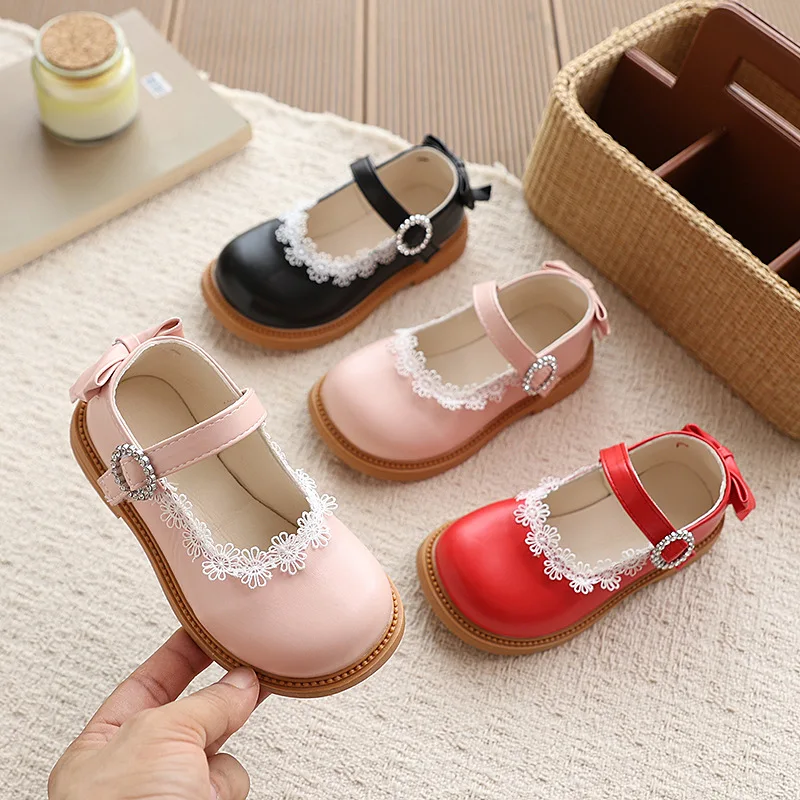 Mumoresip Kids Leather Shoes New 2026 Princess Lace Trim Girls Mary Jane Shoes with Bow Non-slip Children Party Dress Flat Shoes
Mumoresip Kids Leather Shoes New 2026 Princess Lace Trim Girls Mary Jane Shoes with Bow Non-slip Children Party Dress Flat Shoes