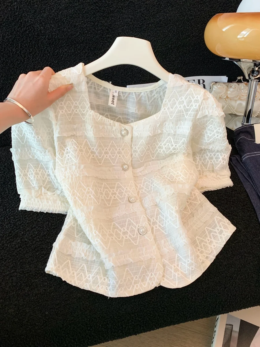 French Style Lace Bubble Sleeve Open Cardigan Short Sleeve Slimming Tummy Covering Women's Top Design Sensation Small Shirt
French Style Lace Bubble Sleeve Open Cardigan Short Sleeve Slimming Tummy Covering Women's Top Design Sensation Small Shirt