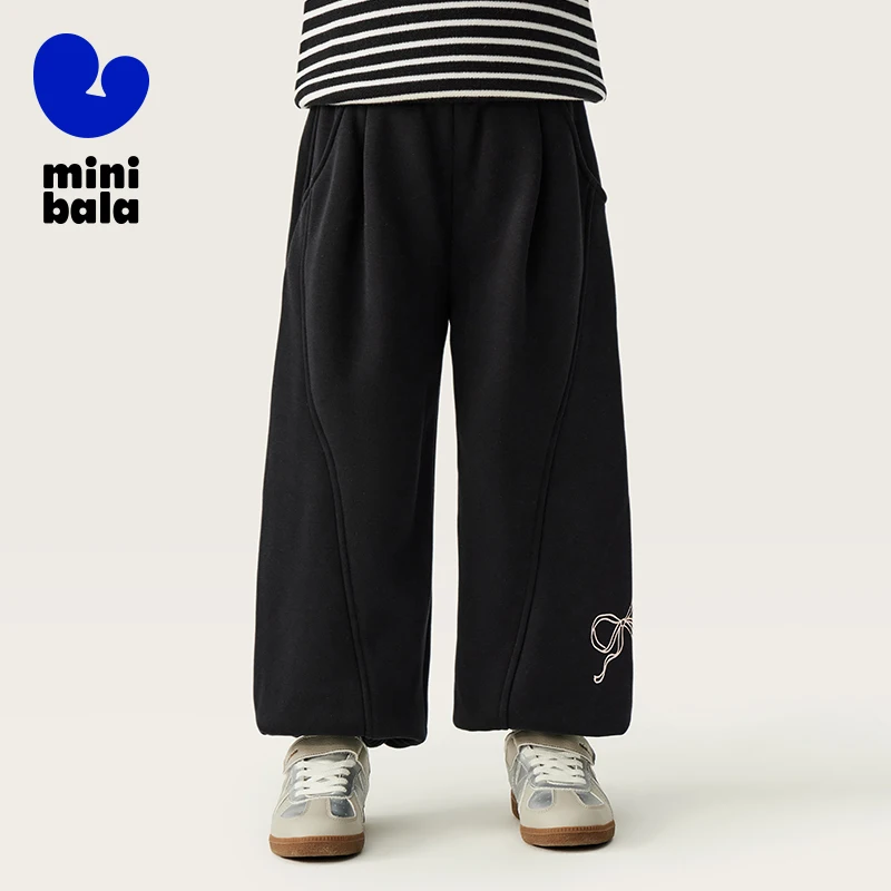 Миниатюрные брюки Bala для девочек, новинка 2025 года, зимние теплые регулируемые длинные брюки на флисовой подкладке
Миниатюрные брюки Bala для девочек, новинка 2025 года, зимние теплые регулируемые длинные брюки на флисовой подкладке