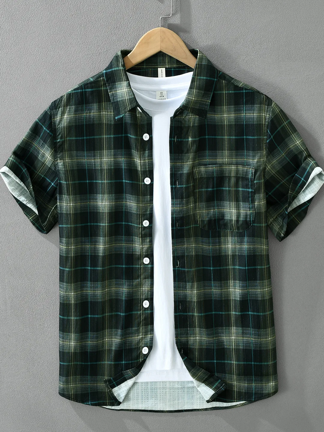 Retro Japanese Style Men's Short Sleeve Shirt Summer Thin Breathable Loose Fit Casual Checkered Loose Collar Design Polyester
Retro Japanese Style Men's Short Sleeve Shirt Summer Thin Breathable Loose Fit Casual Checkered Loose Collar Design Polyester