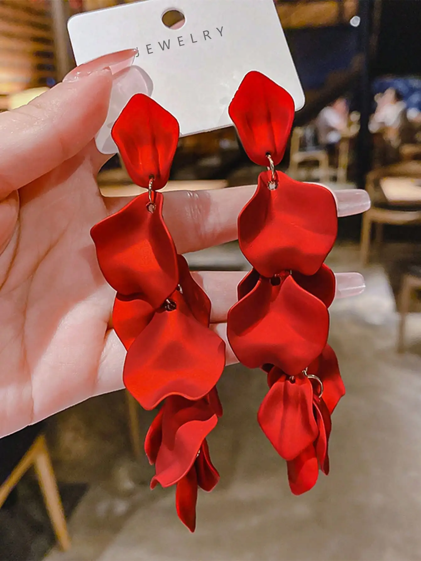 Betykuku 1 Pair Of Baroque Style Earrings With Petal Pendants
Betykuku 1 Pair Of Baroque Style Earrings With Petal Pendants