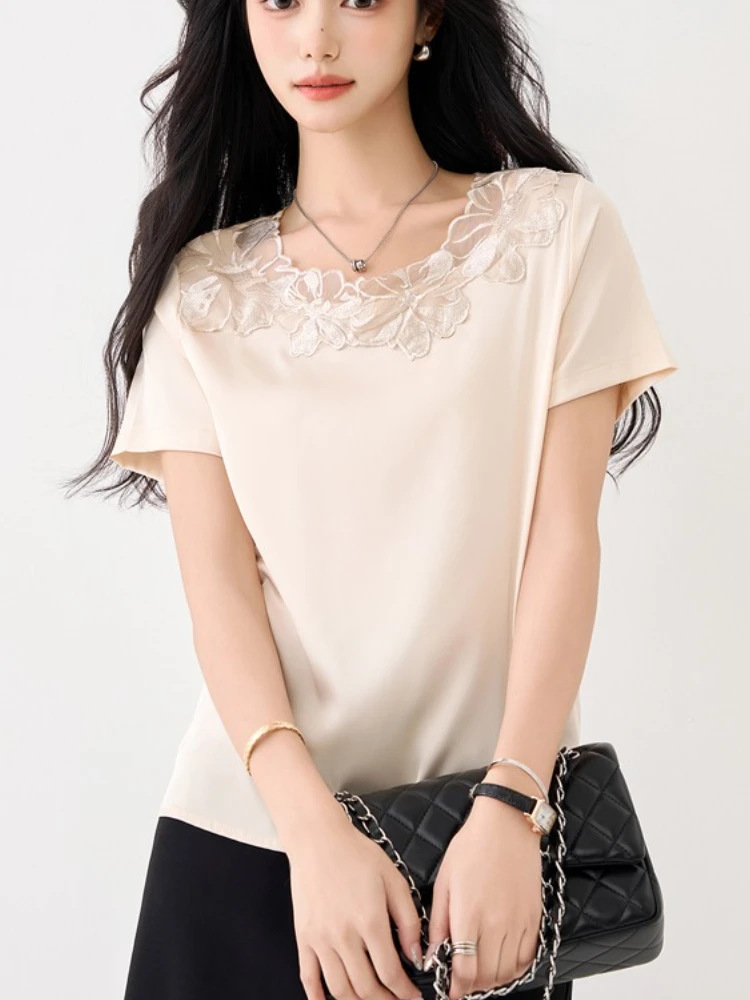 New Summer women blouses France style lace shirts Fashion elegant ladies shirts Tops blusa mujer
New Summer women blouses France style lace shirts Fashion elegant ladies shirts Tops blusa mujer