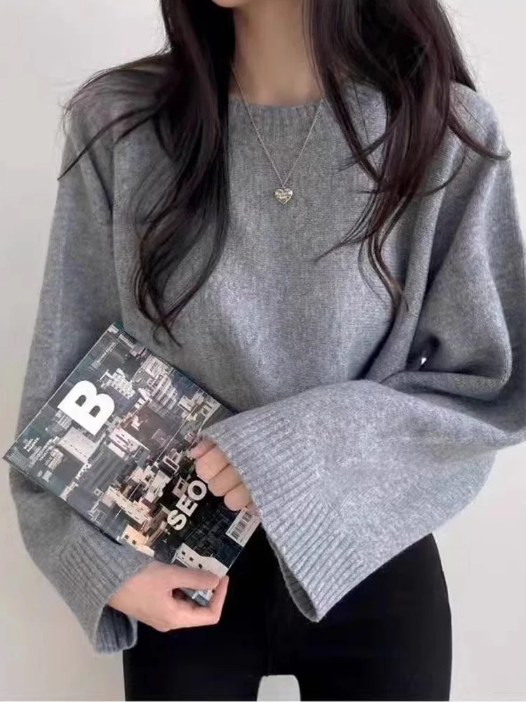 Chic Lazy Style Women's Knitwear Short Loose Long Sleeve round Neck Pullover Blue Warm Comfortable Autumn Winter Fashion Top
Chic Lazy Style Women's Knitwear Short Loose Long Sleeve round Neck Pullover Blue Warm Comfortable Autumn Winter Fashion Top
