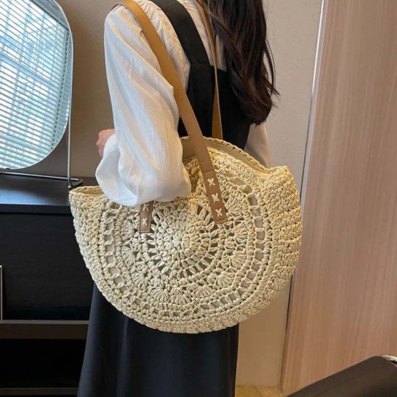 New Round Straw Beach Bag Women Vintage Large Woven Shoulder Bag Raffia circle Rattan bags Bohemian Summer Vacation Boho Tote
New Round Straw Beach Bag Women Vintage Large Woven Shoulder Bag Raffia circle Rattan bags Bohemian Summer Vacation Boho Tote