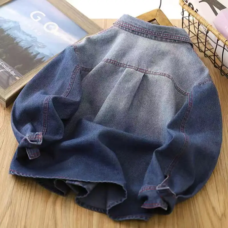 Boys' Denim Shirt Jacket For Spring and Autumn 2025 New Style Children's Fashionable Long Sleeved Casual Top
Boys' Denim Shirt Jacket For Spring and Autumn 2025 New Style Children's Fashionable Long Sleeved Casual Top