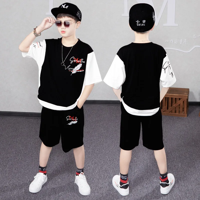 Boys Summer Fashion Streetwear Clothing Sets 2023 New O-neck Patchwork Short Sleeve Loose 2 Pieces Children Costume Outfits
Boys Summer Fashion Streetwear Clothing Sets 2023 New O-neck Patchwork Short Sleeve Loose 2 Pieces Children Costume Outfits
