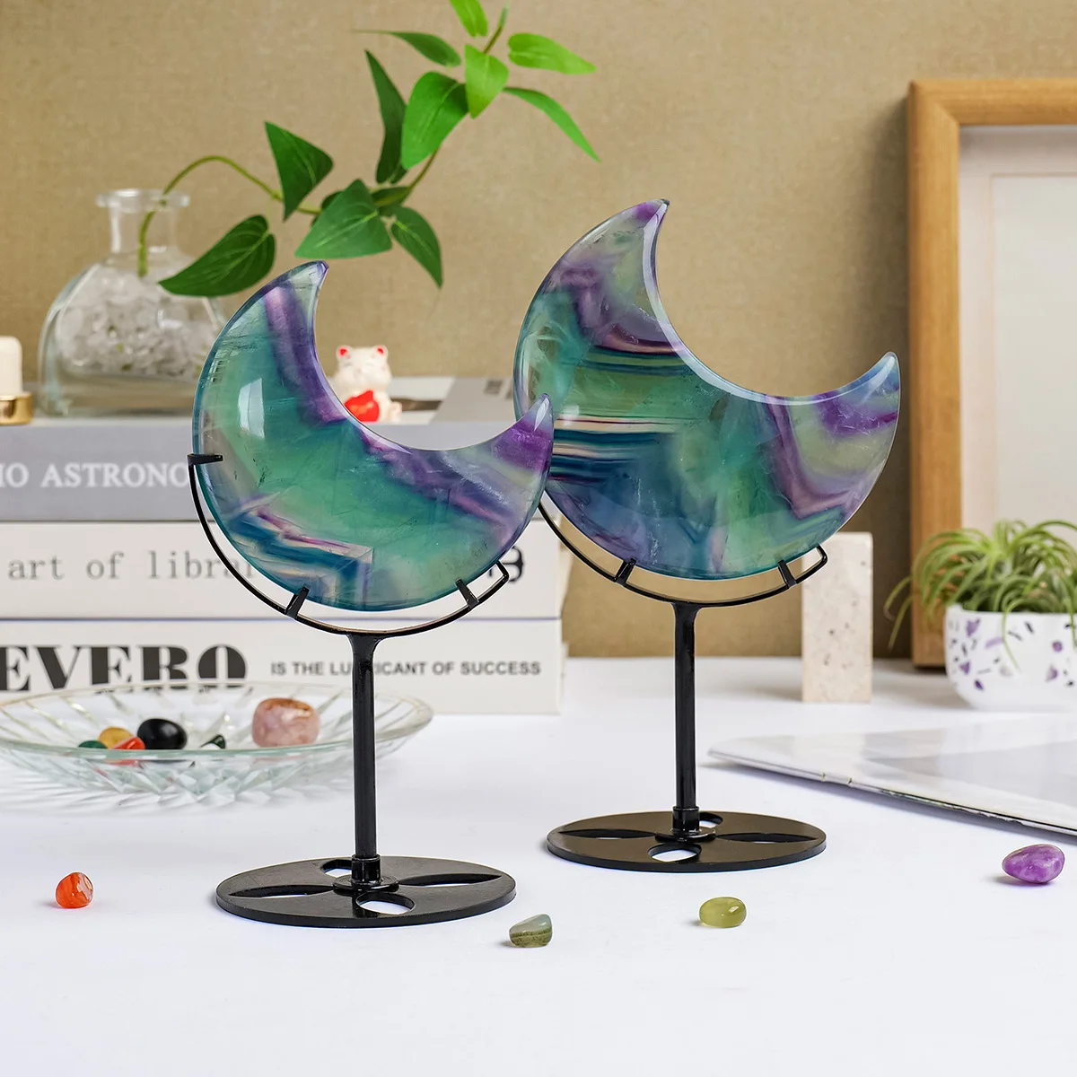 1pc Natural Colored Fluorite Moon Ornament Crystal Rough Crescent Moon Home Decor for Desks & Entryways Ramadan Festival Gift
1pc Natural Colored Fluorite Moon Ornament Crystal Rough Crescent Moon Home Decor for Desks & Entryways Ramadan Festival Gift