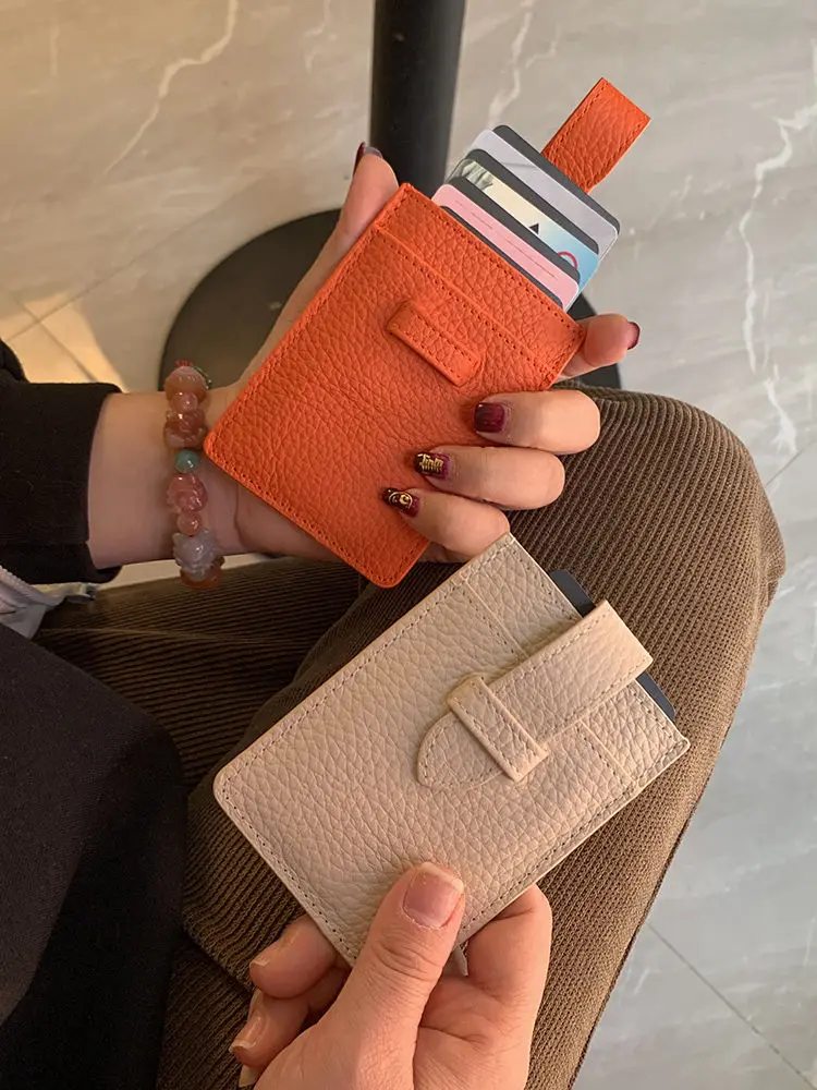 Solid Color 5 Card Slots Mini Pull-out Thin Card Holder ID Bag Ladies Simple and Exquisite Card Holder
Solid Color 5 Card Slots Mini Pull-out Thin Card Holder ID Bag Ladies Simple and Exquisite Card Holder