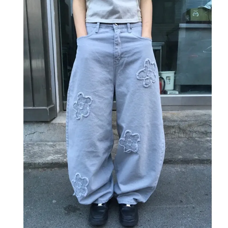 Retro Washed Embroidered Wide Leg Jeans High Waist Long Pants Floral Trim Denim Casual Style Cotton Material Non-Stretch
Retro Washed Embroidered Wide Leg Jeans High Waist Long Pants Floral Trim Denim Casual Style Cotton Material Non-Stretch