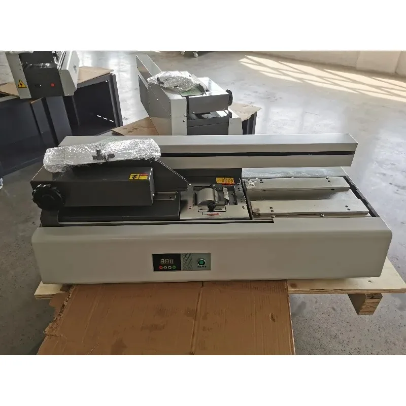 【Лучшие продажи】ПЕРЕДНЯЯ B40M A4 Настольная машина для переплета книг B40M Термоплавкий клей Электрическая мощность Ручное управление
【Лучшие продажи】ПЕРЕДНЯЯ B40M A4 Настольная машина для переплета книг B40M Термоплавкий клей Электрическая мощность Ручное управление