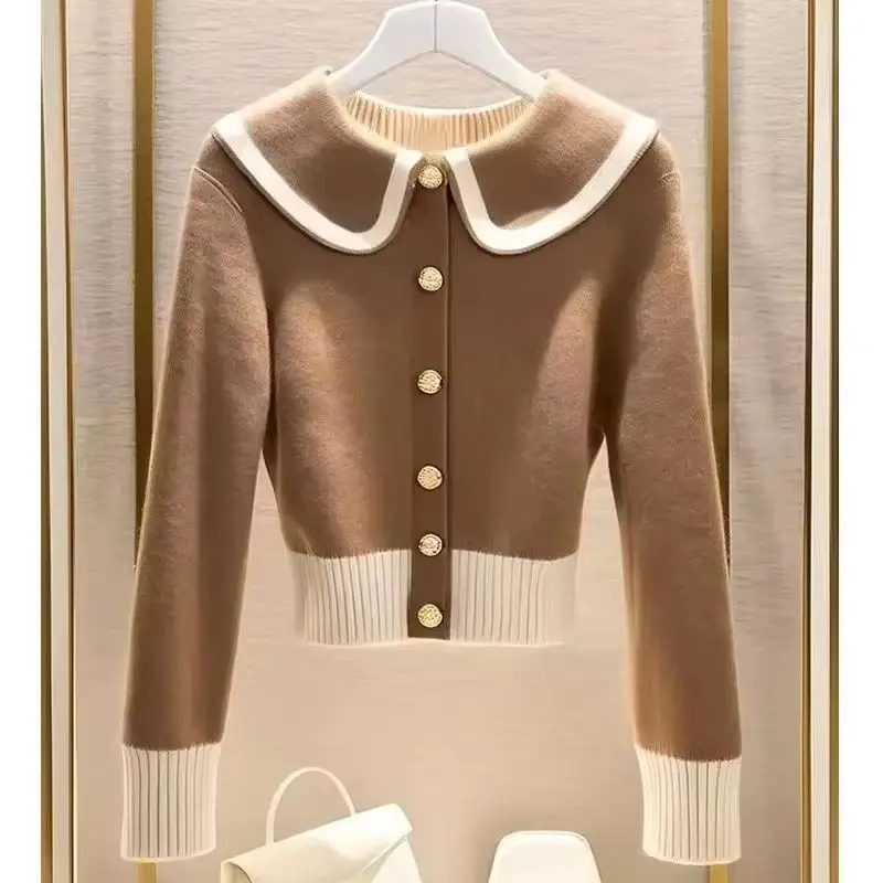 New High Quality Autumn Fashion Short Cardigan Sweater Women Long Sleeve Casual Knitwear Female Casual Knitted Sweater Tops
New High Quality Autumn Fashion Short Cardigan Sweater Women Long Sleeve Casual Knitwear Female Casual Knitted Sweater Tops