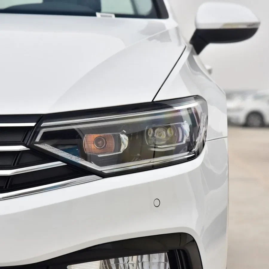 For Volkswagen VW Magotan / Passat B8.5 2020 2021 Front Headlamp Cover Transparent Lampshade Lens Headlight Shell Plexiglass
For Volkswagen VW Magotan / Passat B8.5 2020 2021 Front Headlamp Cover Transparent Lampshade Lens Headlight Shell Plexiglass
