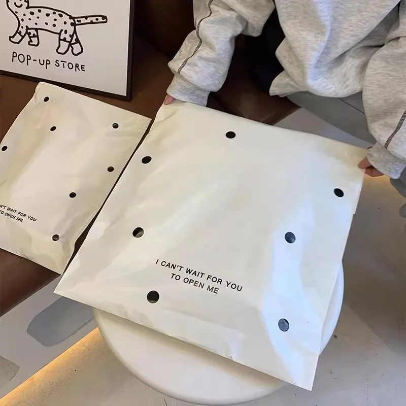 Relcheer 50 шт., белая утолщенная водонепроницаемая коробка для обуви, упаковочная сумка для одежды, логистика, почтовая курьерская сумка, полиэтиленовая экспресс-сумка
Relcheer 50 шт., белая утолщенная водонепроницаемая коробка для обуви, упаковочная сумка для одежды, логистика, почтовая курьерская сумка, полиэтиленовая экспресс-сумка