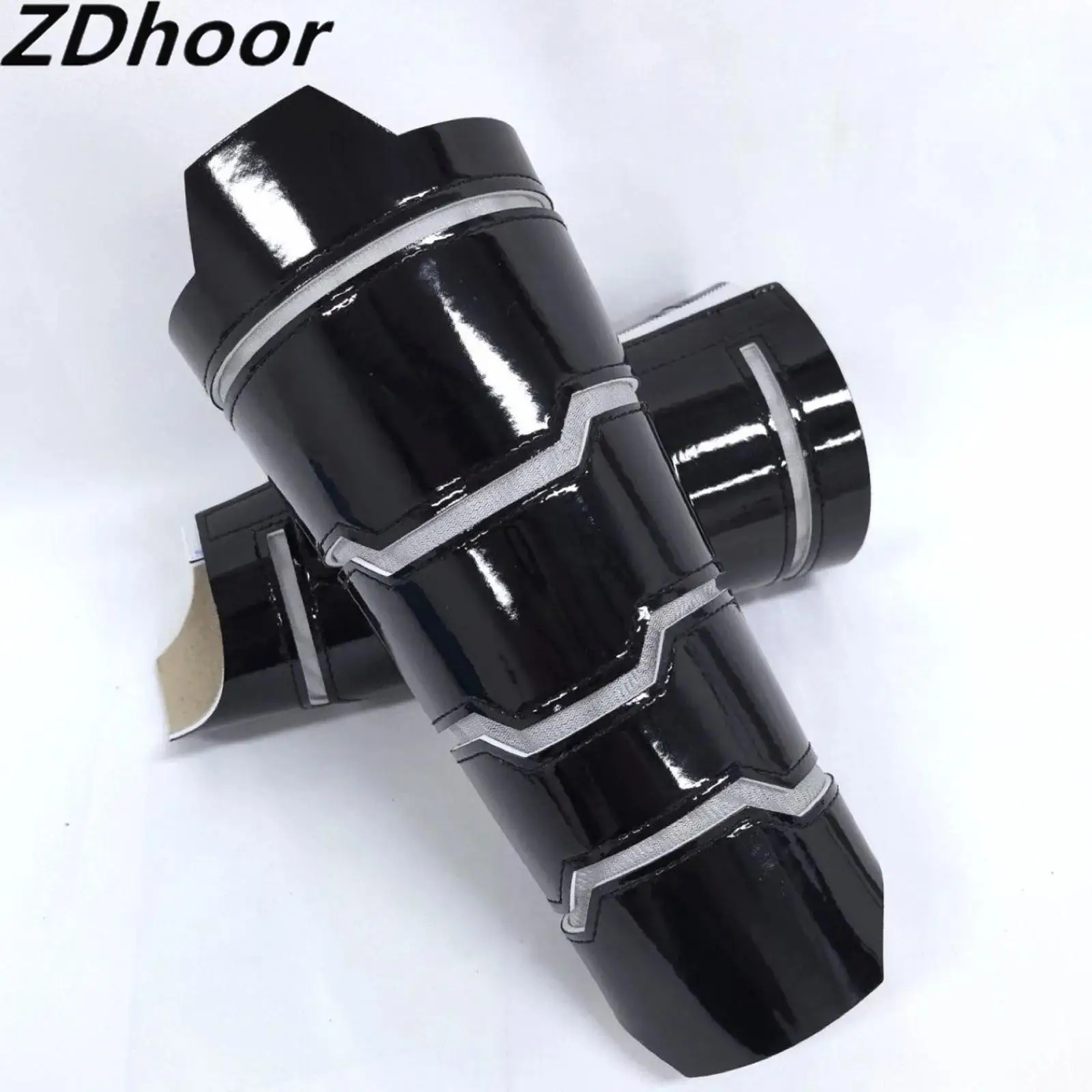 1 Pair Adults Medieval PU Leather Bracers Knight Warrior Wrist Guards for Halloween Carnival Performance Props
1 Pair Adults Medieval PU Leather Bracers Knight Warrior Wrist Guards for Halloween Carnival Performance Props