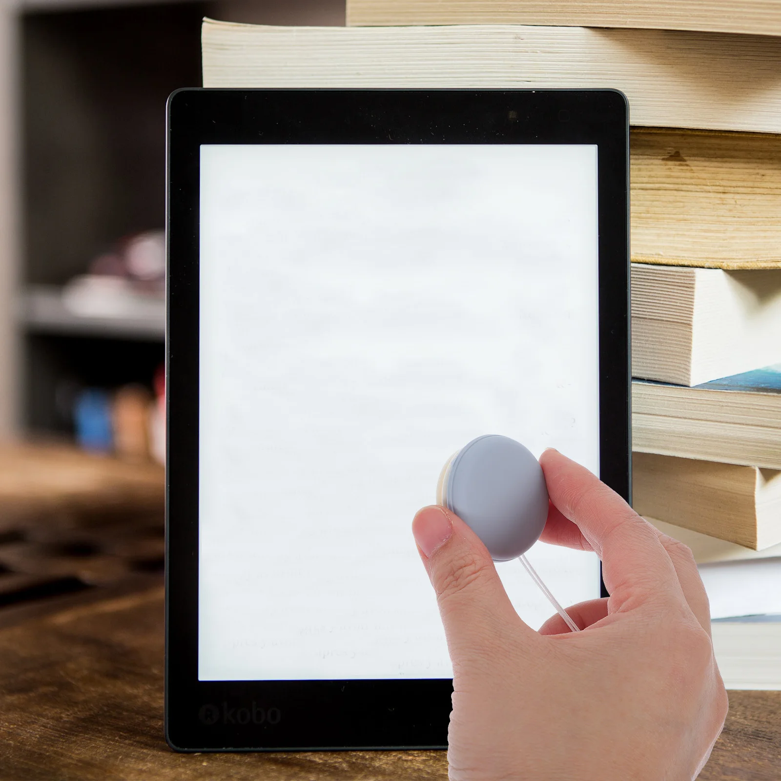 2 pcs Round Screen Cleaning Tool Silicone Phone Screen Wipe Compact Cellphone Cleaner Portable For Travel Outdoor Use
2 pcs Round Screen Cleaning Tool Silicone Phone Screen Wipe Compact Cellphone Cleaner Portable For Travel Outdoor Use