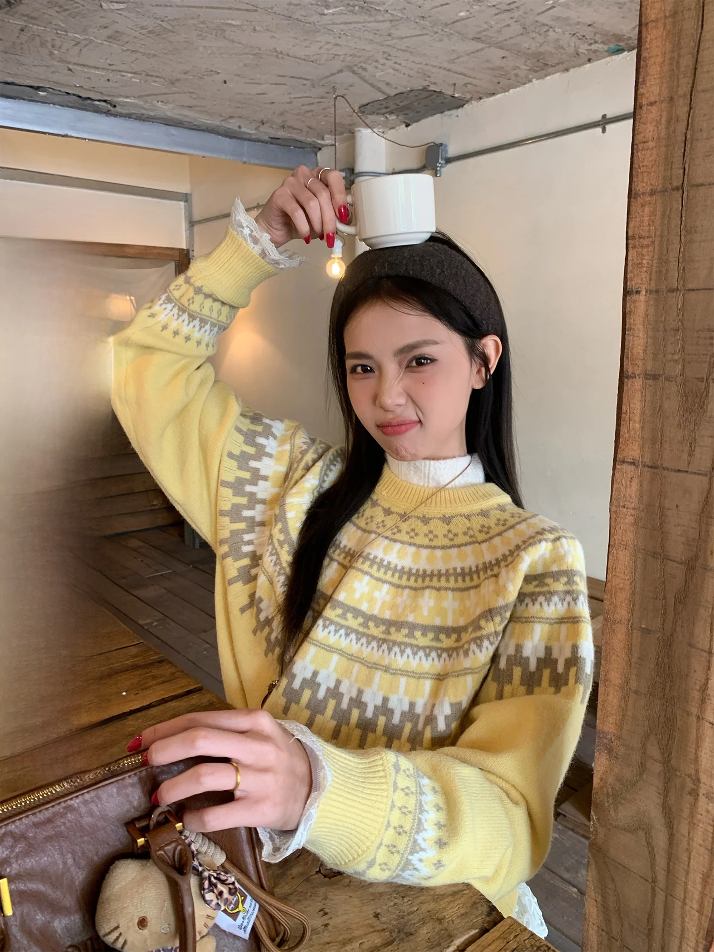 Loose Knitted Goose Yellow Women's Sweater Korean Style Winter Fashion Slimming Top Comfortable Soft Long Sleeve round Neck
Loose Knitted Goose Yellow Women's Sweater Korean Style Winter Fashion Slimming Top Comfortable Soft Long Sleeve round Neck