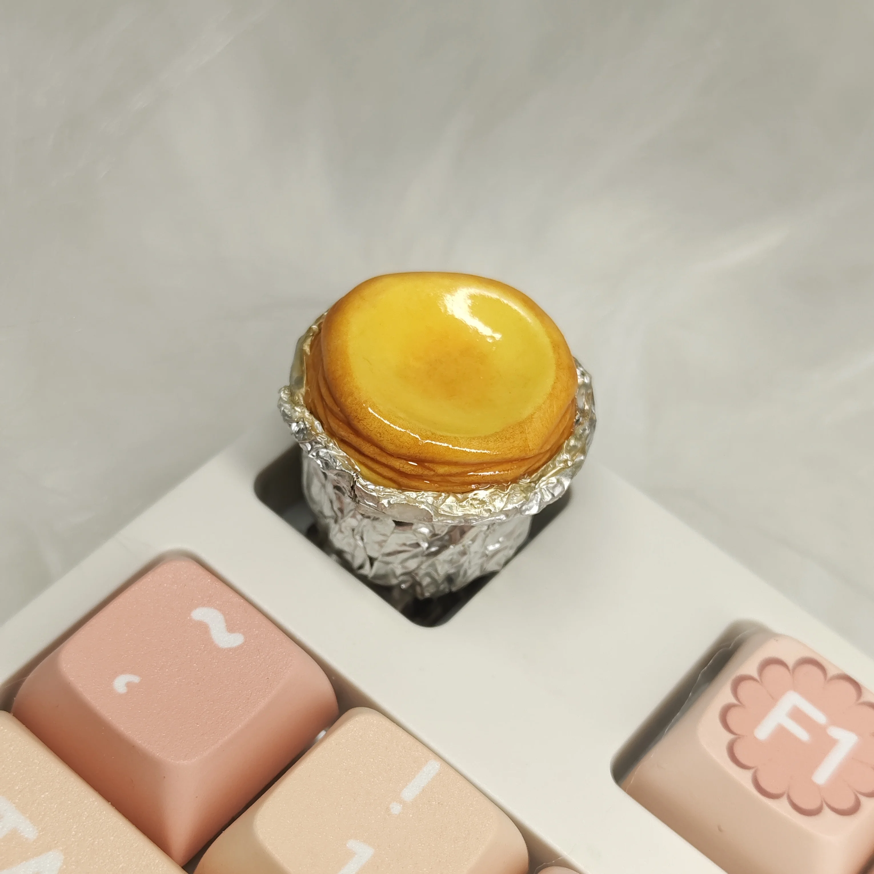Egg tart keycap simulation cross shaft miniature edible game DIY personalized niche mechanical keyboard clay handmade keycap
Egg tart keycap simulation cross shaft miniature edible game DIY personalized niche mechanical keyboard clay handmade keycap