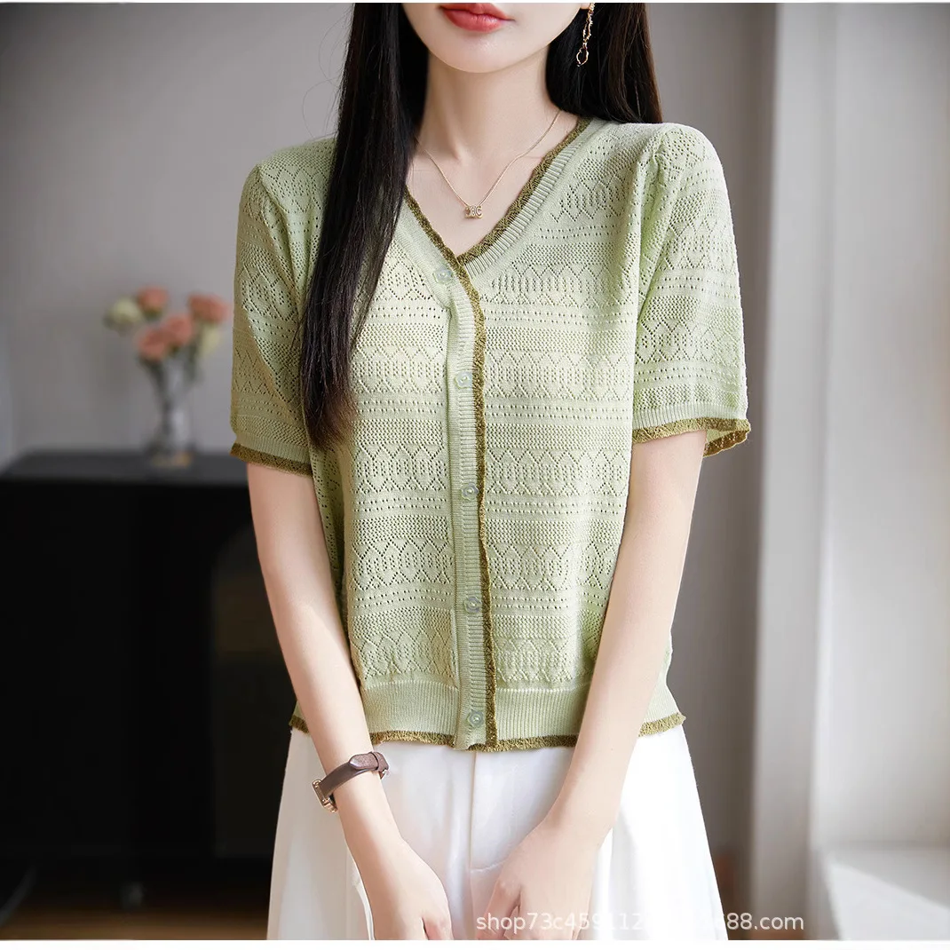 Summer Sweet Thin Ice Silk Large Knitted Cardigan Short Sleeve Shirt For Women 2025 New Small Fragrant Style Unique Top
Summer Sweet Thin Ice Silk Large Knitted Cardigan Short Sleeve Shirt For Women 2025 New Small Fragrant Style Unique Top
