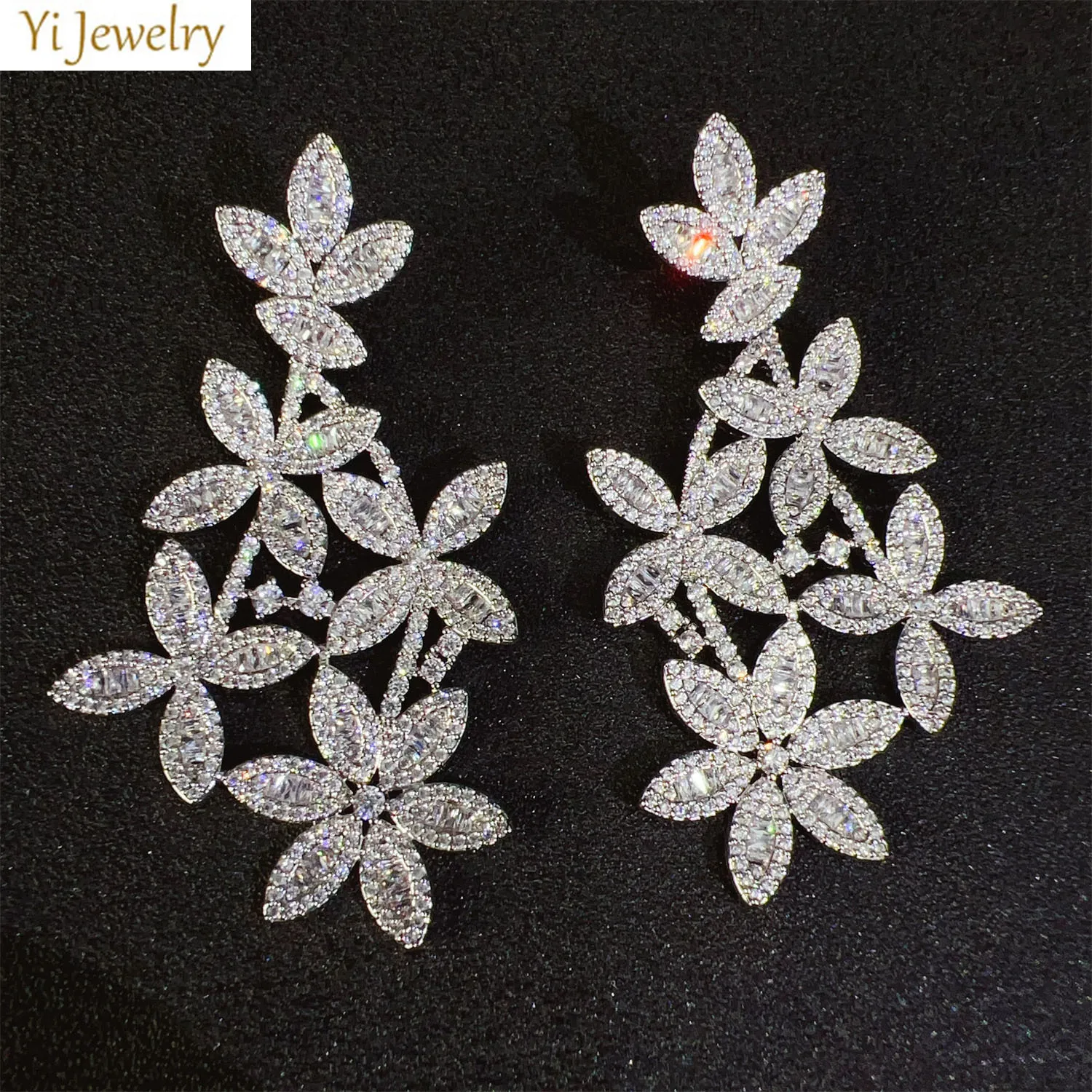 Luxury Sparkling Cubic Zirconia Flower Drop Earrings Elegant Floral leaf Dangle Earrings for Women Bridal Wedding Party Jewelry
Luxury Sparkling Cubic Zirconia Flower Drop Earrings Elegant Floral leaf Dangle Earrings for Women Bridal Wedding Party Jewelry