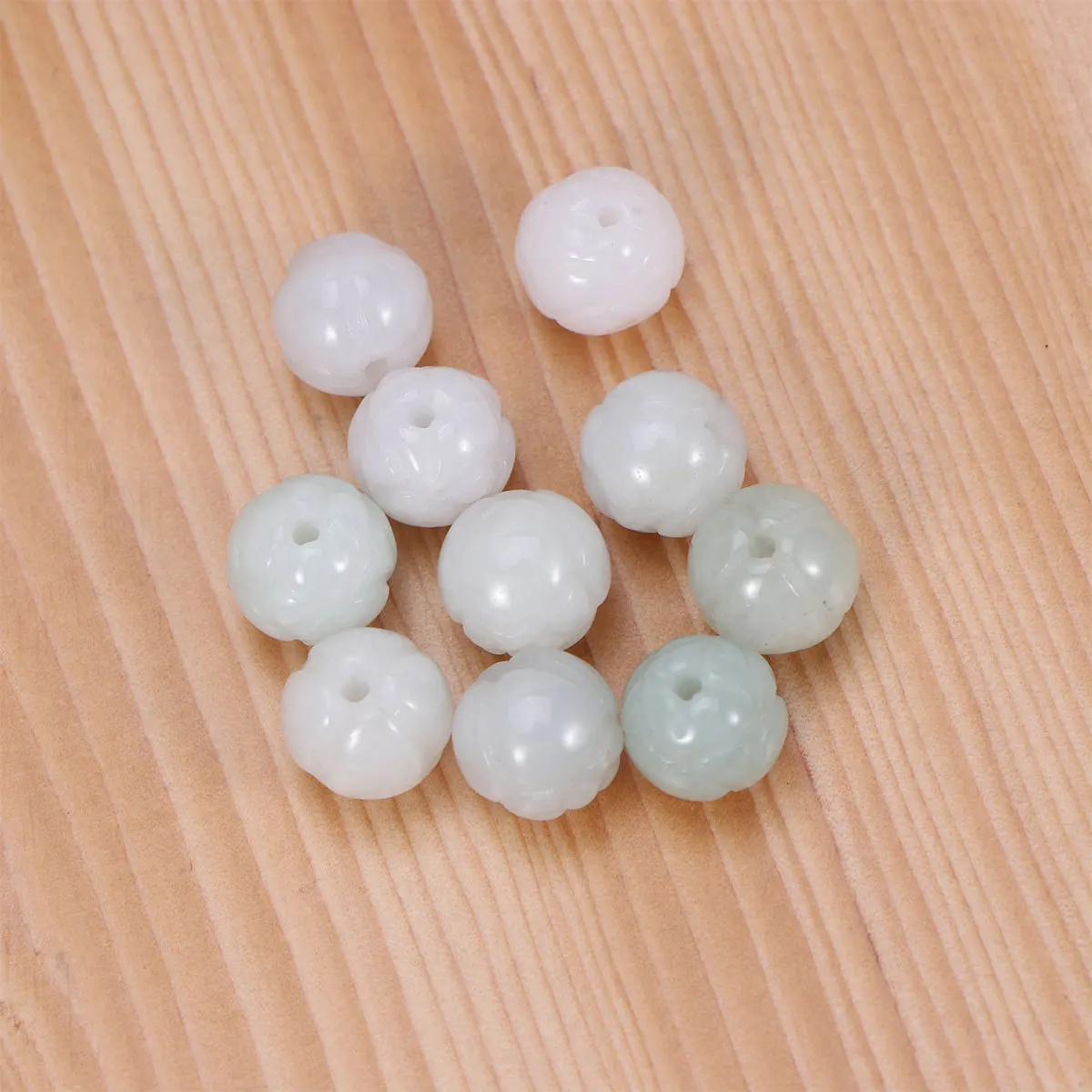 10Pcs Natural Carved Lotus Flower Jade Beads 10mm Loose Gemstone Beading Jewelry Set Craft Beads Kit for Jewelry Making
10Pcs Natural Carved Lotus Flower Jade Beads 10mm Loose Gemstone Beading Jewelry Set Craft Beads Kit for Jewelry Making
