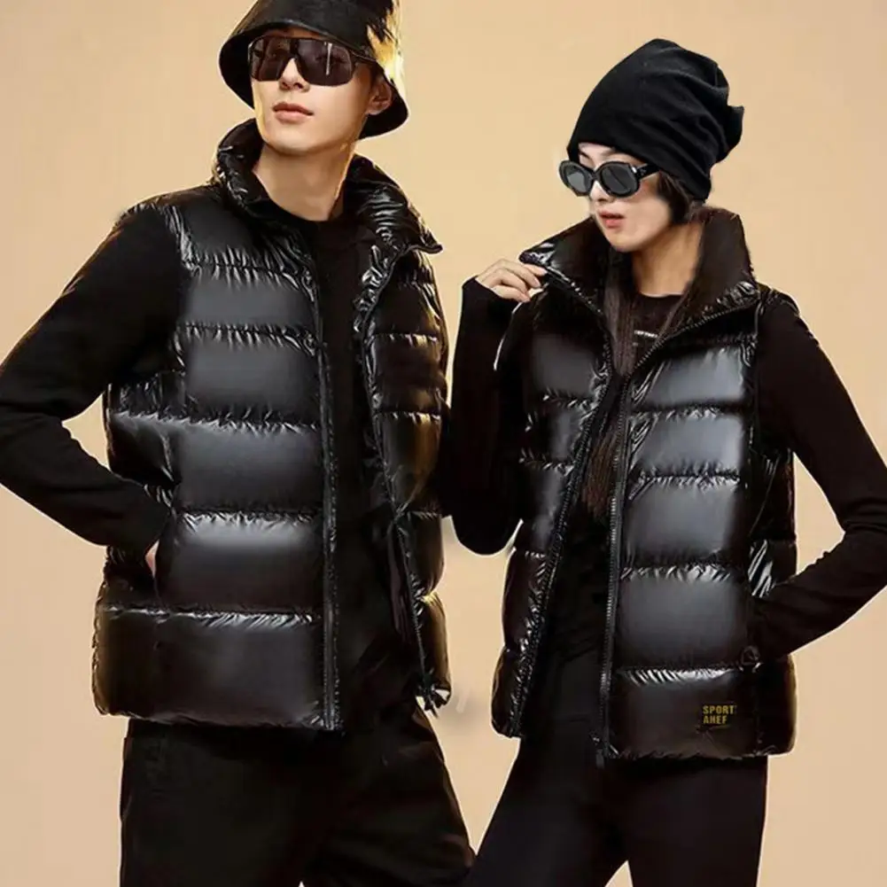 Men Thermal Vest Men's Stand Collar Thermal Vest Coat with Zipper Closure Pockets Golden Letter Print Design Stylish for Winter
Men Thermal Vest Men's Stand Collar Thermal Vest Coat with Zipper Closure Pockets Golden Letter Print Design Stylish for Winter