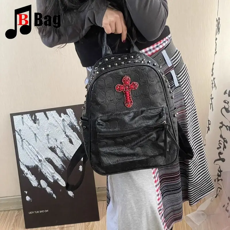 Women Men unsex Y2K cool girl Harajuku women's handbag Skull Goth punk Make an old red cross rivet Versatile pu Backpack bag
Women Men unsex Y2K cool girl Harajuku women's handbag Skull Goth punk Make an old red cross rivet Versatile pu Backpack bag