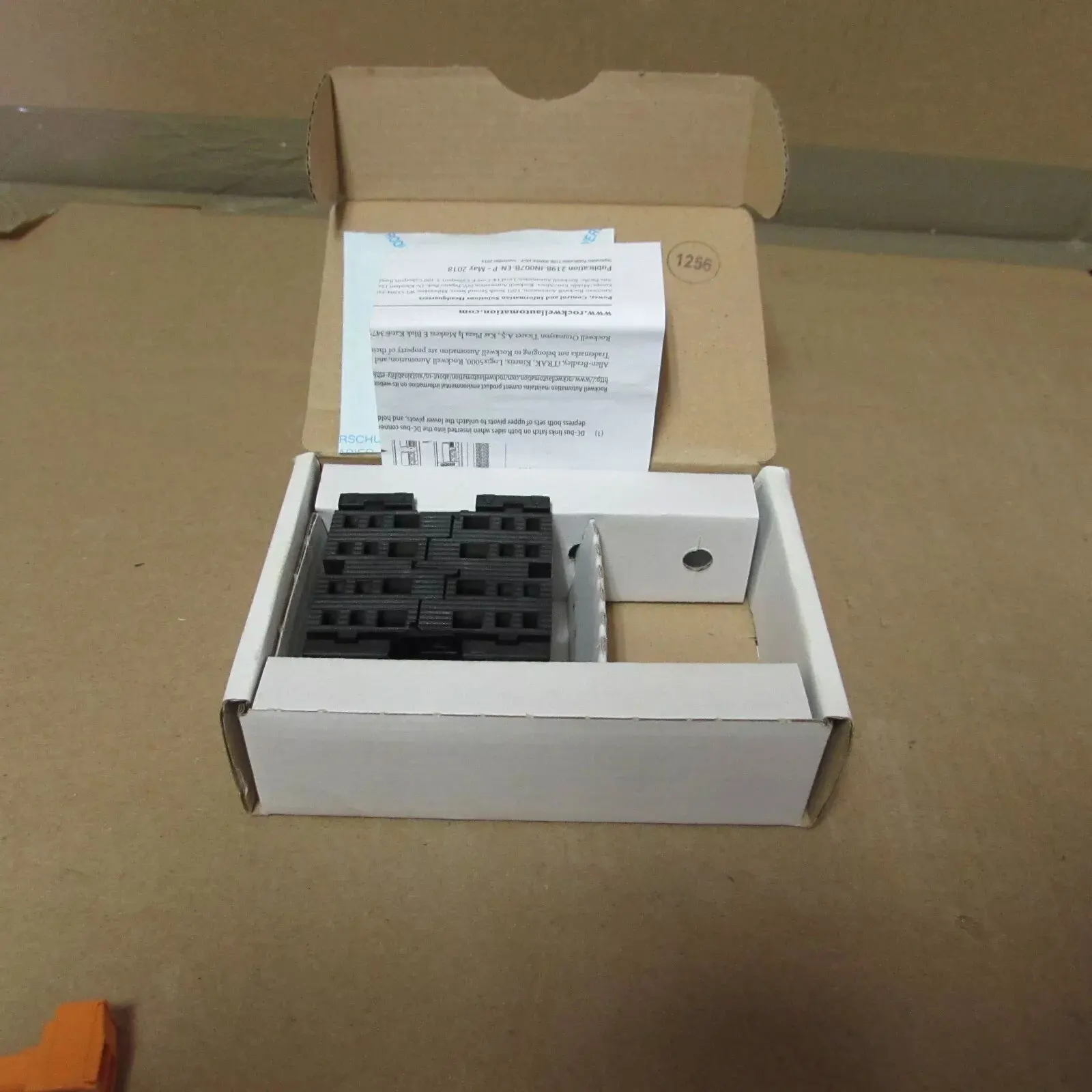 Совершенно новый 2198-BARCON-100DC100 2198-BARCON-100DC200 2198-BARCON-55DC200 2198-BARCON-55DCAC100 Гарантия один год
Совершенно новый 2198-BARCON-100DC100 2198-BARCON-100DC200 2198-BARCON-55DC200 2198-BARCON-55DCAC100 Гарантия один год