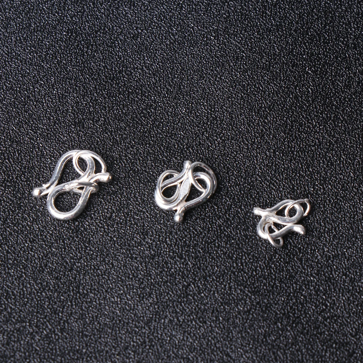 3Pcs S-Hook Clasps Sterling Silver Chain Buckle for Necklace Bracelet DIY Jewelry Accessories Lightweight Rust Resistant
3Pcs S-Hook Clasps Sterling Silver Chain Buckle for Necklace Bracelet DIY Jewelry Accessories Lightweight Rust Resistant