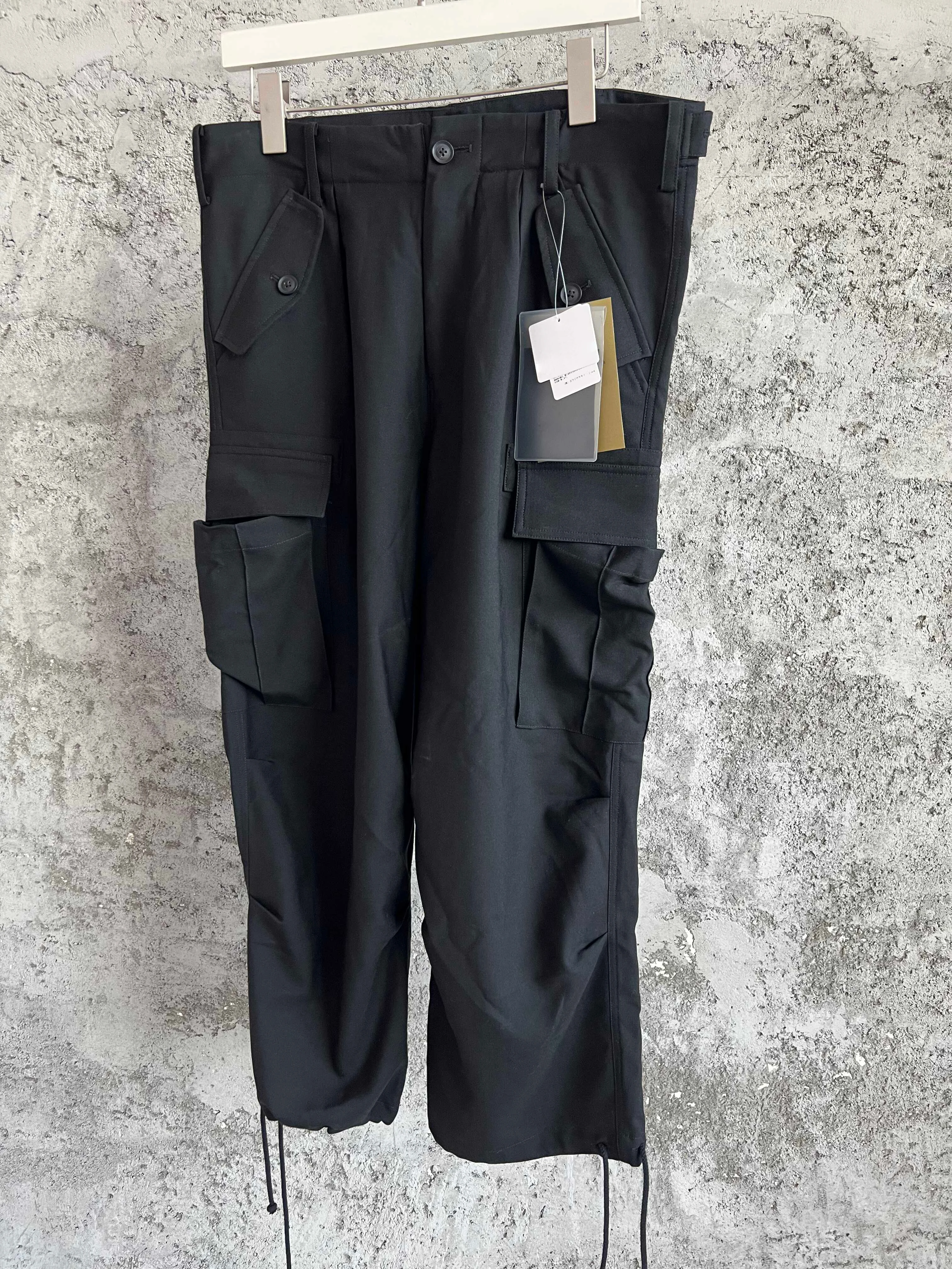 TOP-YAMAMOTO Autumn/Winter Long Pants, Dark Functional Tactical Pants, multi-pocket cargo Pants, men's High Street Skinny Pants
TOP-YAMAMOTO Autumn/Winter Long Pants, Dark Functional Tactical Pants, multi-pocket cargo Pants, men's High Street Skinny Pants