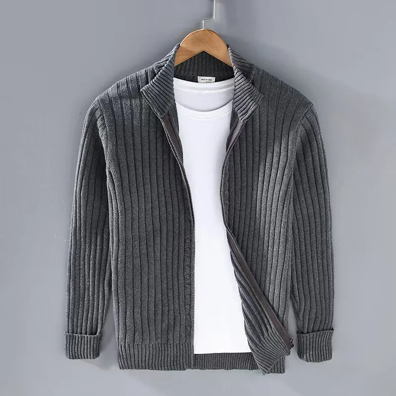 Autumn Winter Intage Fashion Men Knitted Cardigan Sweater Warm Lapel Knitting Coat Casual Solid Slim Fit Knit Jacket Streetwear
Autumn Winter Intage Fashion Men Knitted Cardigan Sweater Warm Lapel Knitting Coat Casual Solid Slim Fit Knit Jacket Streetwear