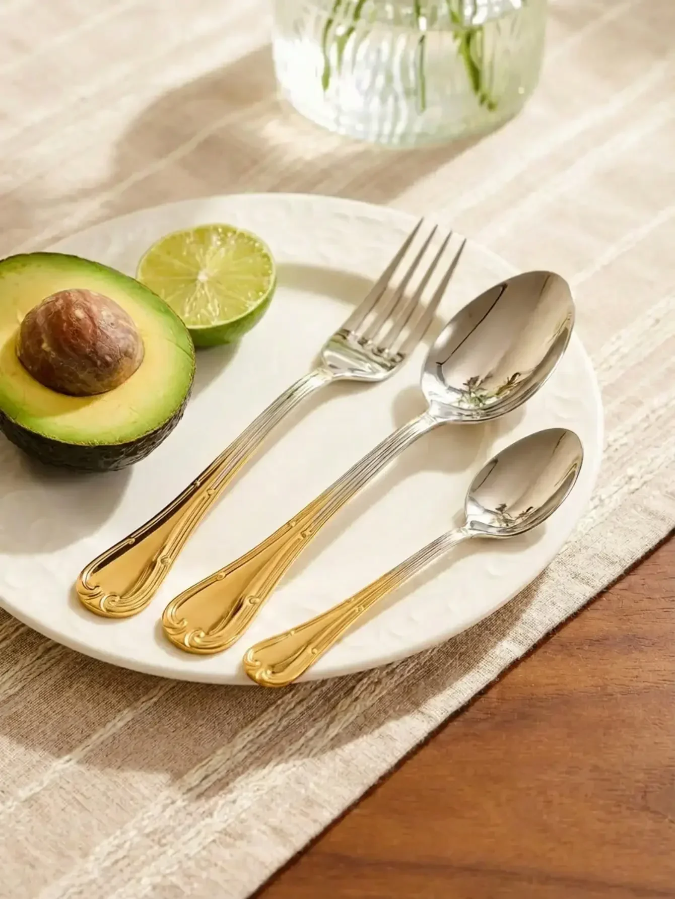 1Pc Stainless Steel Gradient Gold Silverware Luxury Modern Flatware Thick Handle Tableware Stainless Steel Cutlery For Home
1Pc Stainless Steel Gradient Gold Silverware Luxury Modern Flatware Thick Handle Tableware Stainless Steel Cutlery For Home