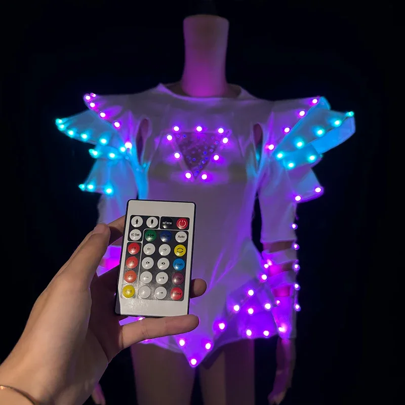 LED Light Up Bar Clothes Luminous Skirt For Women DJ Night Show Performence Supplies Fluorescent Sexy Ballet Dress Stage Costume
LED Light Up Bar Clothes Luminous Skirt For Women DJ Night Show Performence Supplies Fluorescent Sexy Ballet Dress Stage Costume