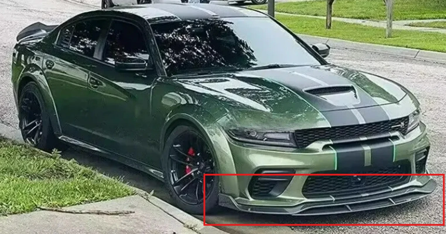 High-Quality FORDodge Charger Wide Body Kit Front Bumper Lip Spoiler Separator Carbon Fiber 2015-2024
High-Quality FORDodge Charger Wide Body Kit Front Bumper Lip Spoiler Separator Carbon Fiber 2015-2024