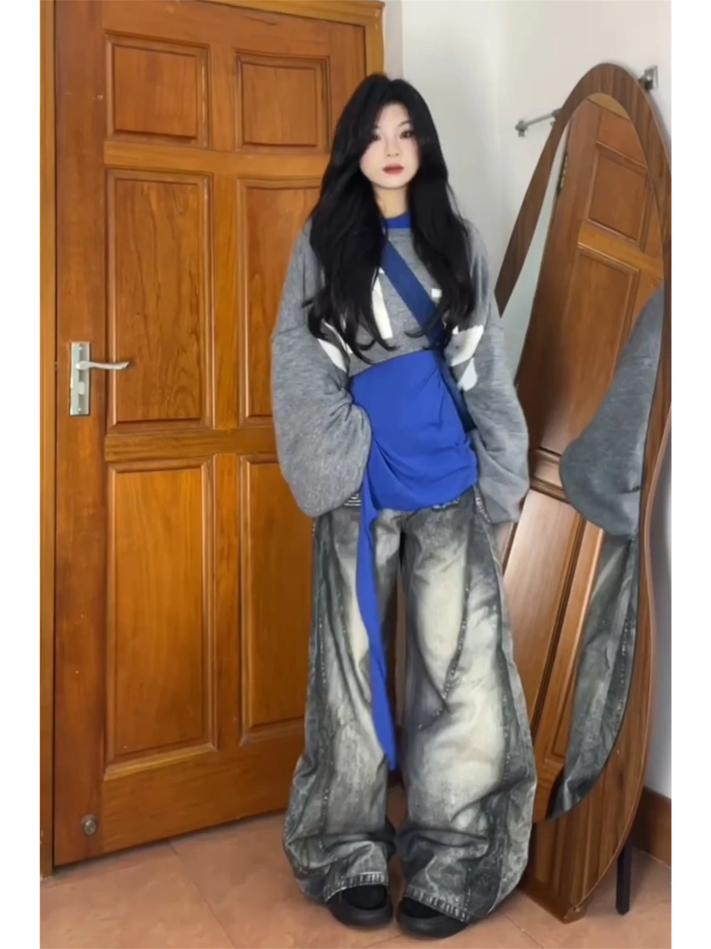 Korean Casual Comfortable College Sle Knitted Sweater Wide Leg Pants Set Women's Autumn Winter Loose Agel Faion Set
Korean Casual Comfortable College Sle Knitted Sweater Wide Leg Pants Set Women's Autumn Winter Loose Agel Faion Set