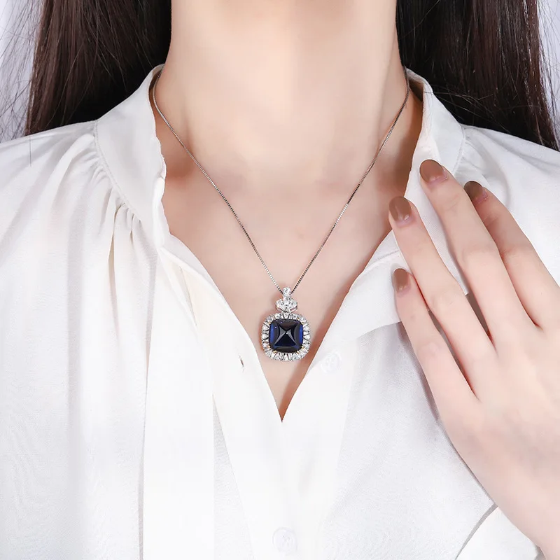 New fashion S925 silver inlaid 5A zircon ladies temperament personality geometric gemstone necklace
New fashion S925 silver inlaid 5A zircon ladies temperament personality geometric gemstone necklace