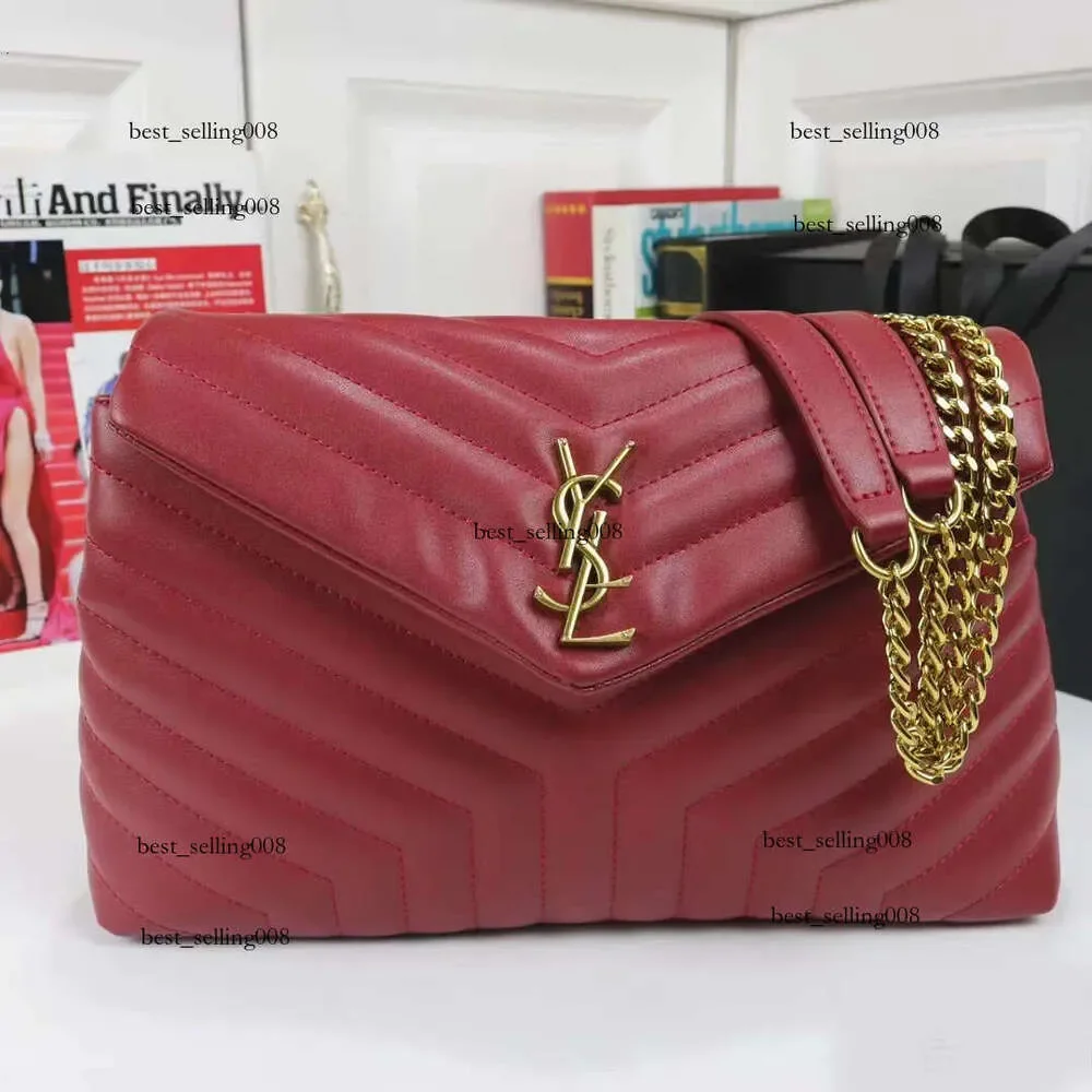 Высококачественные кожаные женские сумки-кроссбоди YSL Clouds на цепочке для повседневного использования
Высококачественные кожаные женские сумки-кроссбоди YSL Clouds на цепочке для повседневного использования