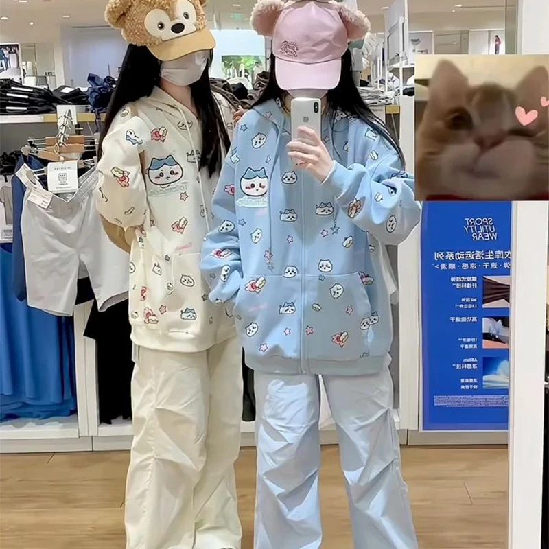 Miniso Kawaii Anime Autumn Winter Chiikawa Hoodie Jacket Cute Cartoon Sweet Hachiware Long Sleeve Coat Lovely Gifts for Girls
Miniso Kawaii Anime Autumn Winter Chiikawa Hoodie Jacket Cute Cartoon Sweet Hachiware Long Sleeve Coat Lovely Gifts for Girls
