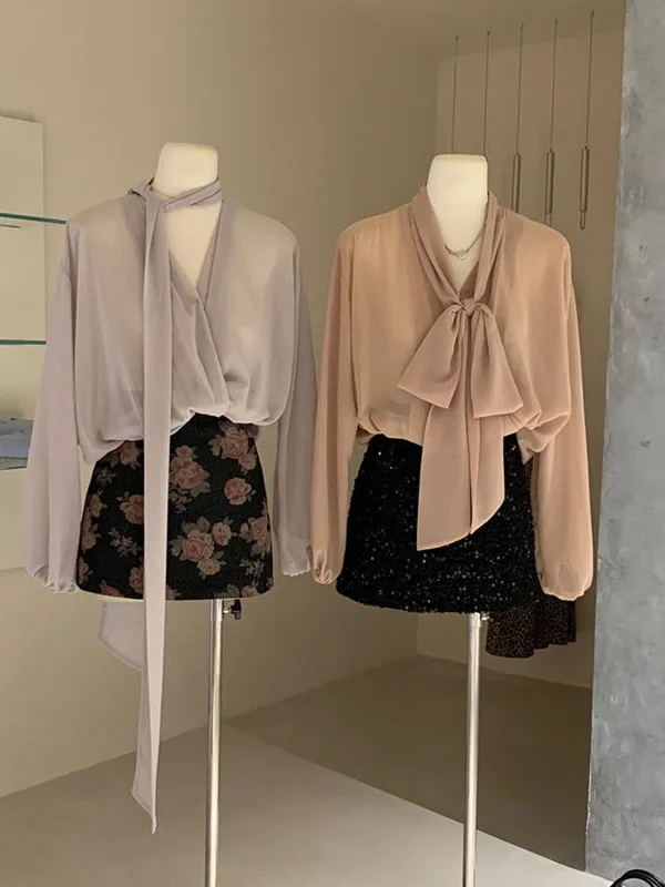 Spring 2025 Korean Style V-Neck Pure Color Long Sleeve Shirt with Sash Lantern Sleeve Elegant Atmosphere Women's Fashion
Spring 2025 Korean Style V-Neck Pure Color Long Sleeve Shirt with Sash Lantern Sleeve Elegant Atmosphere Women's Fashion