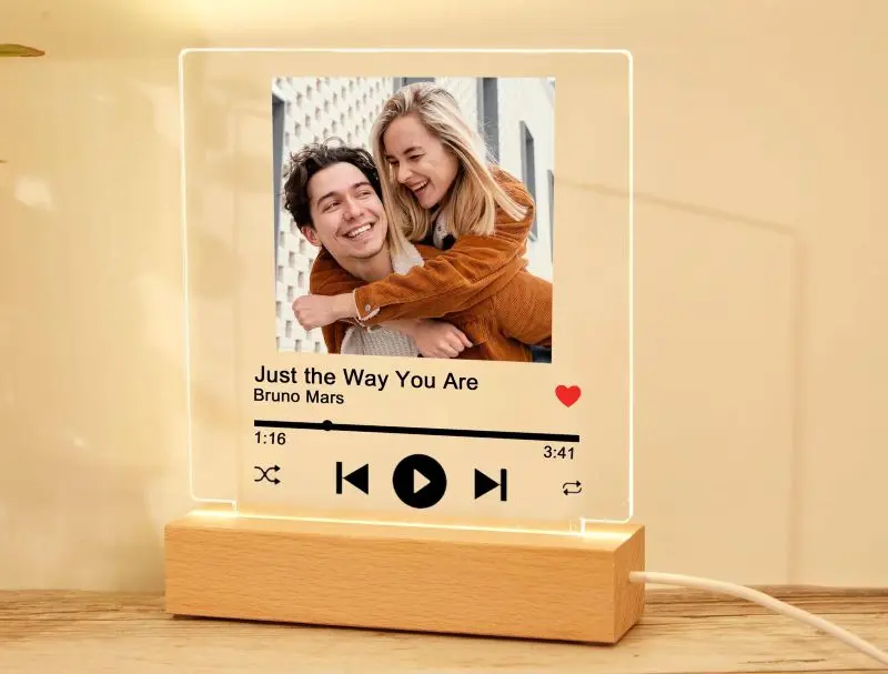 Personalized Anniversary Wedding Gifts for Women & Men, Custom Picture Frame with Photo, Personalized Photo with Night Light
Personalized Anniversary Wedding Gifts for Women & Men, Custom Picture Frame with Photo, Personalized Photo with Night Light
