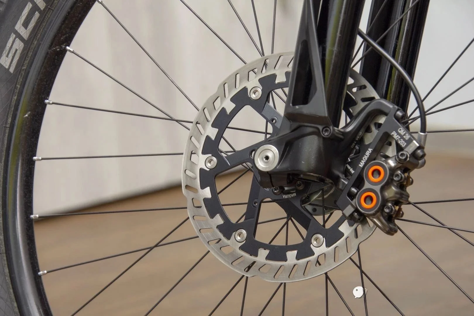 Magura MDRP Bike Light Bee Speed Downhill Dh80 203 220 Six-Pin Brake Floating Disc Brake High Performance Cycling E...
Magura MDRP Bike Light Bee Speed Downhill Dh80 203 220 Six-Pin Brake Floating Disc Brake High Performance Cycling E...