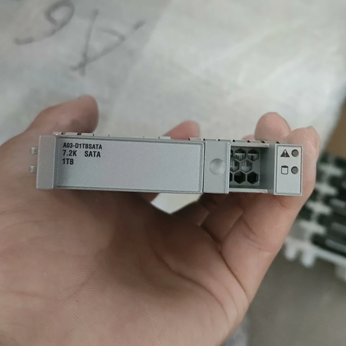 For A03-D1TBSATA ST91000640NS 1T 7.2K 2.5 SATA server hard disk
For A03-D1TBSATA ST91000640NS 1T 7.2K 2.5 SATA server hard disk