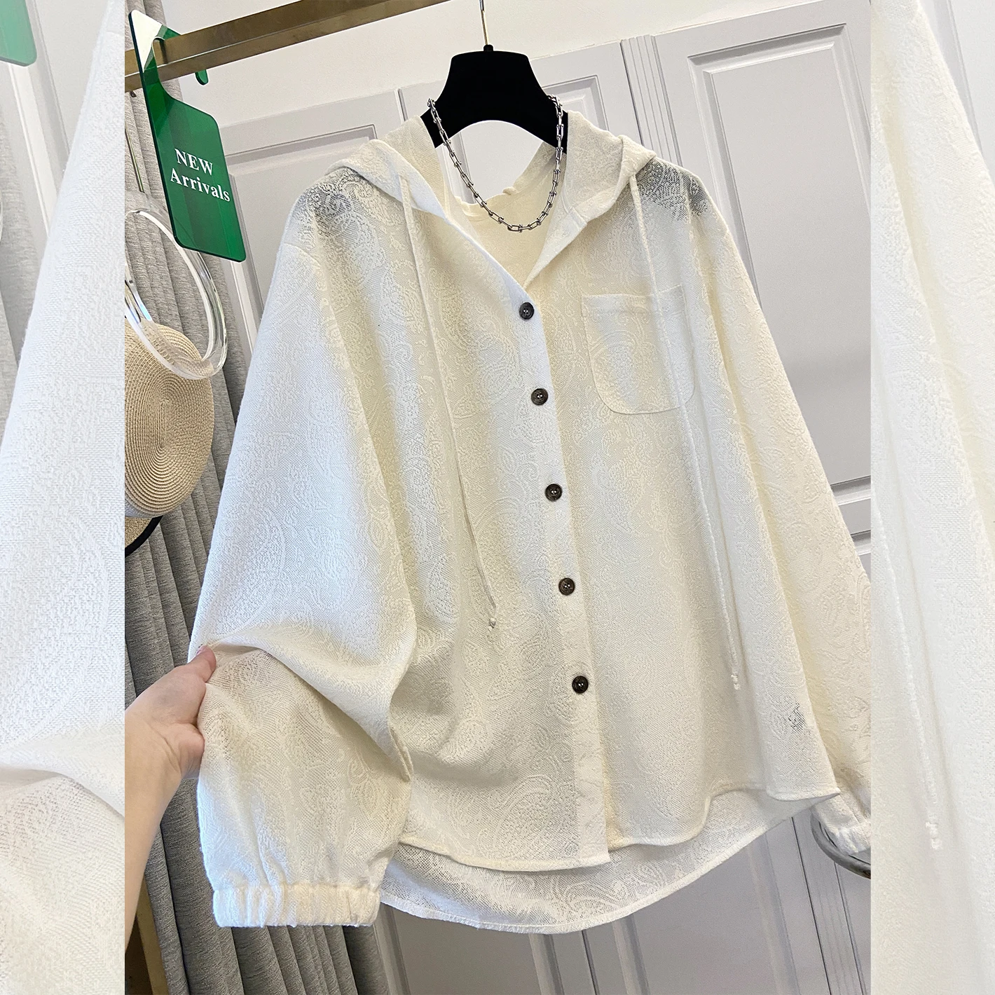 Loose Casual Shirt Jacket Spring Autumn New Style Floral Print Hooded High End plus Size Women's Wear Comfortable Long Sleeve
Loose Casual Shirt Jacket Spring Autumn New Style Floral Print Hooded High End plus Size Women's Wear Comfortable Long Sleeve